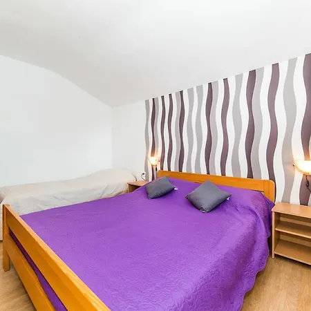 Haus Neda 151s Lumbarda
