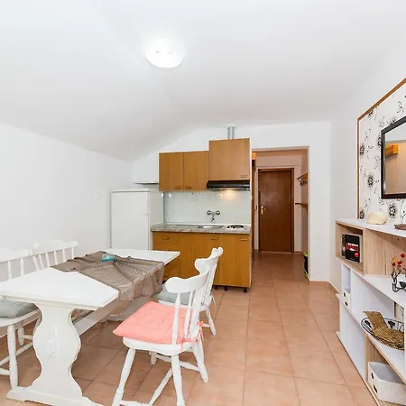 Apartman Haus Neda 151s Lumbarda